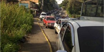 #YelTáchiraPaCuándo pide acciones  inmediatas ante caos por combustible