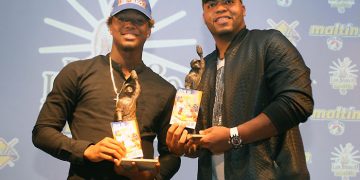 Jesús Aguilar y Ronald Acuña Jr.  recibieron el Premio Luis Aparicio