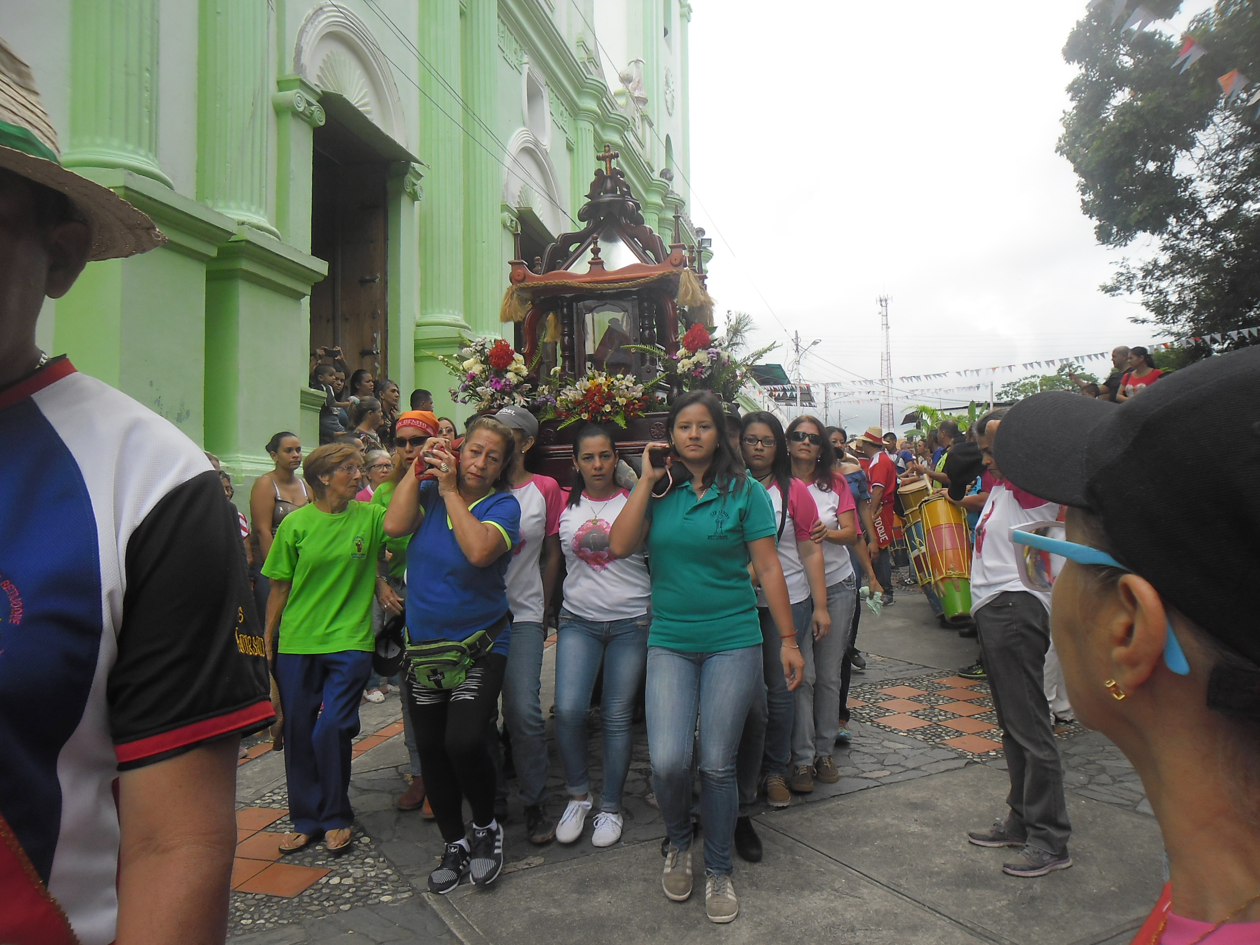 Con misa a las 9:30 de la mañana se inició El Trincherazo en Betijoque