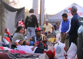 Mujeres migrantes de caravana presionan con huelga de hambre a EEUU y México