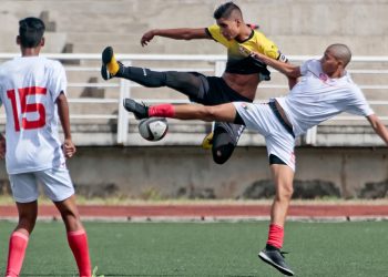 Carlos Vivas al módulo Vinotinto Sub-17 en Porlamar