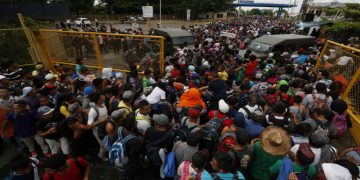 Unos 7.121 hondureños han retornado al país al abandonar caravana hacia EEUU