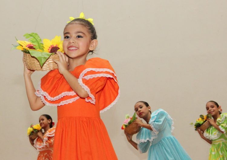 “Campanas al Niño Dios” resonarán este domingo en el Foro Bolivariano