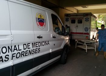 Desde un vehículo asesinan a un hombre en Colón