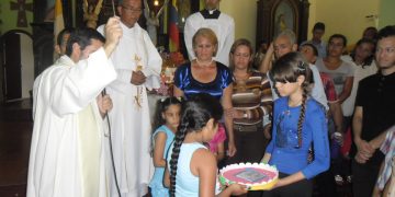 Bautizado CD de canciones religiosas interpretadas por Priscilia de Torres