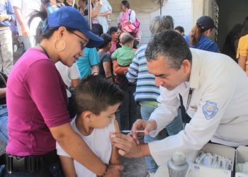 Garantizan atención médico social en caseríos y zonas rurales