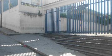 Liceo Dalla Costa confronta problemas de infraestructura