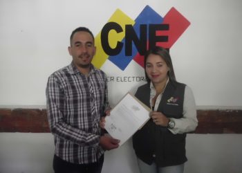 Concejales recibieron credenciales electorales