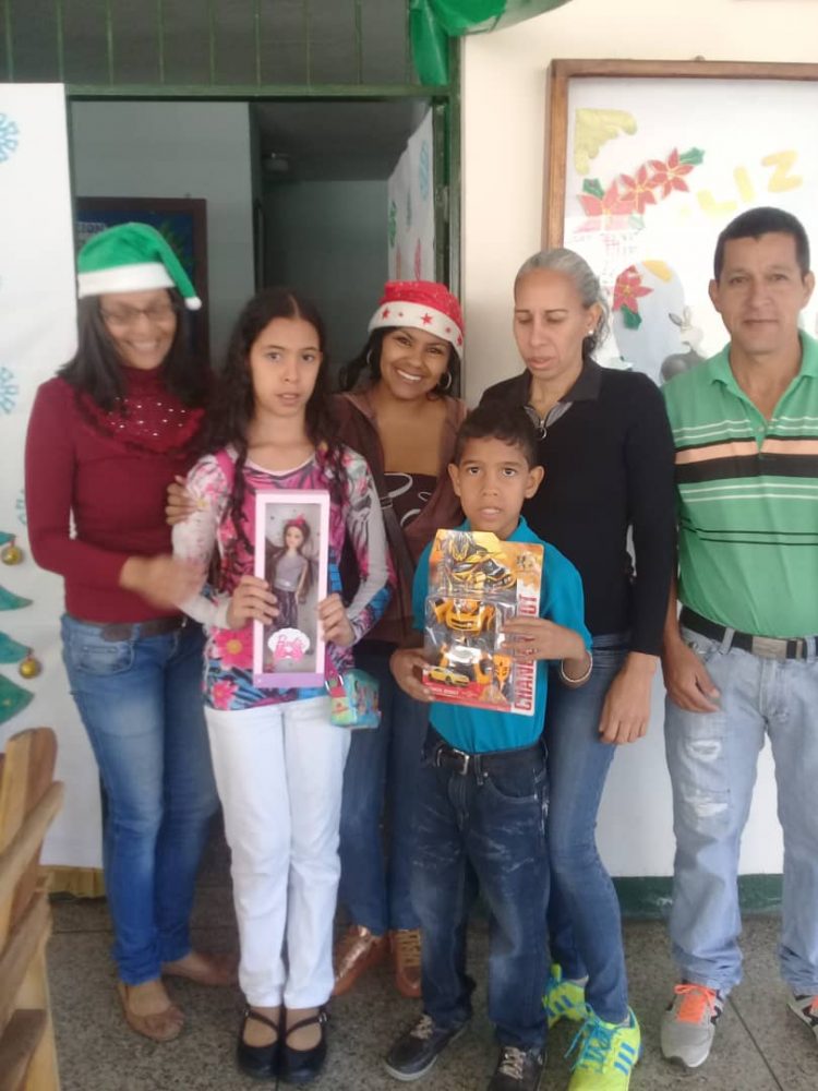 Recibieron regalos alumnos de U.E. Hilario Pisani Anselmi