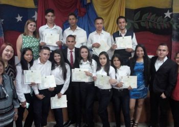 Egresa primera promoción de Bachilleres con perfiles  productivos  Inces Táchira