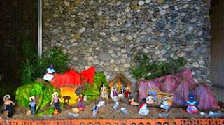 Un pesebre muñequero: de trapo y con alma artesana