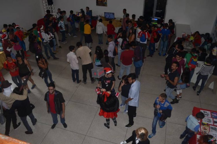 Ya arrancó la Exacon Valera