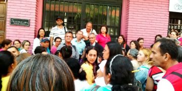 Educadores luchan ante procedimiento viciado violando la Resolución 1408