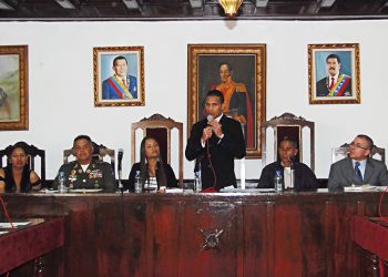 Instalan Cámara Municipal en Valera