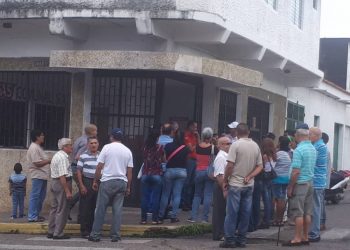 Más de 15 días sin entregarle las bombonas de gas a comunidad del centro de Colón