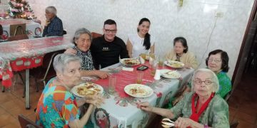 El GAES compartió almuerzo navideño en la casa hogar «Medarda Piñero»