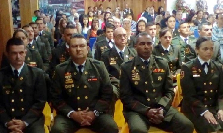 En la sede del Comando de Zona No. 21 de la Guardia Nacional, fueron ascendidos al grado inmediatamente superior, 22 oficiales de la institución. (Fotos: Prensa Czona No. 21 GNBG)
