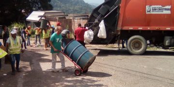 Plan de contingencia para la recolección de más de 6 mil toneladas de basura  inició este jueves en San Cristóbal