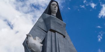 35 años de inaugurarse el Monumento a la Virgen de la Paz