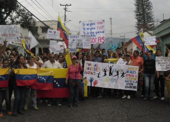 Pancartazo y Vigilia con participación de la juventud de Rafael Rangel