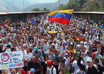 Juventud toma las calles de Valera