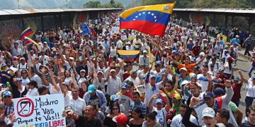 Juventud toma las calles de Valera