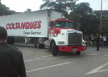 10 camiones trajeron la primera ayuda humanitaria de los Estados Unidos para Venezuela