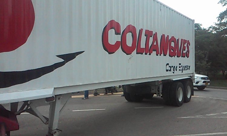 10 camiones trajeron la primera ayuda humanitaria de los Estados Unidos para Venezuela