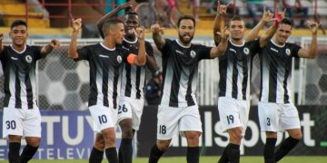 Zamora FC desplomó del liderato a Mineros