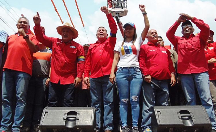 Diosdado Cabello califica de “prófugo de la justicia” a Juan Guaidó