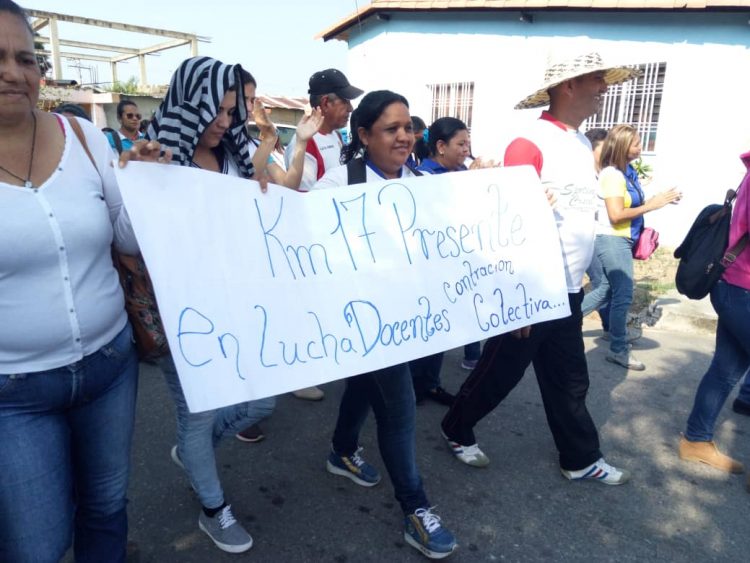 Fuerte, masiva y ordenada protesta de educadores del Eje Panamericano