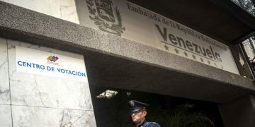 ‘Hackean’ embajadas venezolanas en México, Argentina, Rusia y otros países