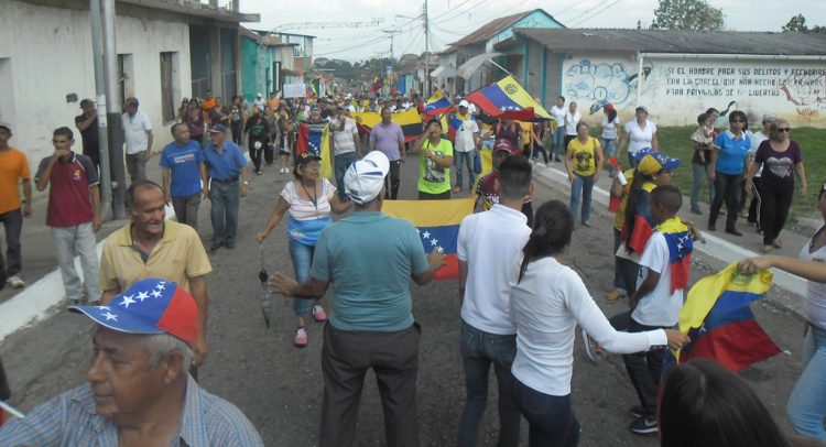 Concentración y caminata en Betijoque