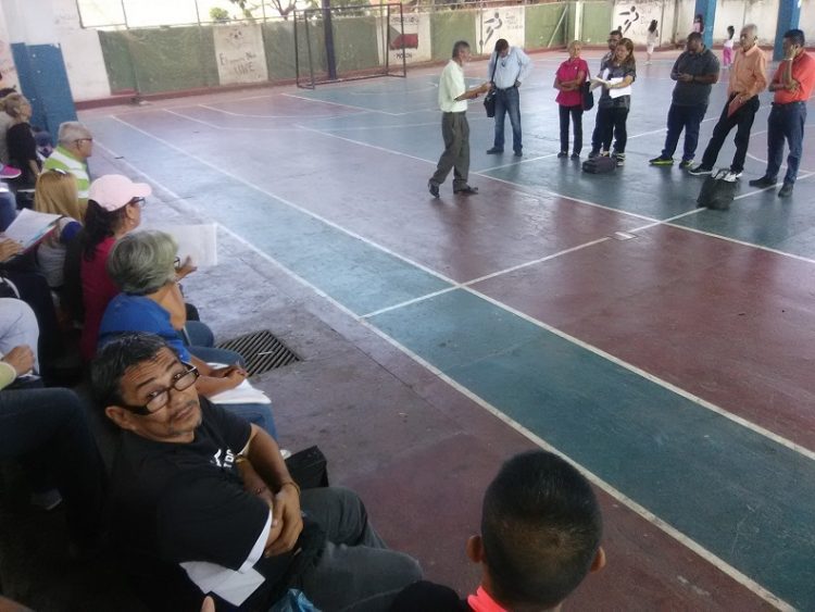 Maestros denunciarán formalmente los acosos