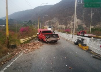 Fuerte accidente en la Trasandina deja una persona fallecida