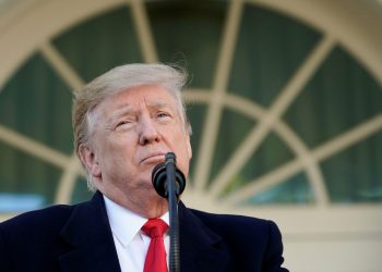 Trump sopesa la «opción» militar en Venezuela y Rusia advierte de su «intromisión destructiva»