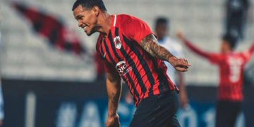 Gelmin marcó doblete en la Champions de Asia