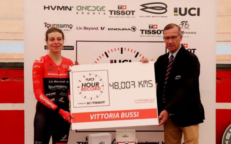 Nuhlen estuvo en el pasado récord mundial de la hora de Victoria Bussi