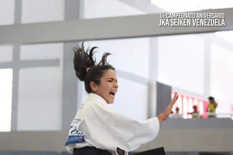 Génesis Bastidas: karate enseña a ser más fuerte y a tener determinación en la vida 