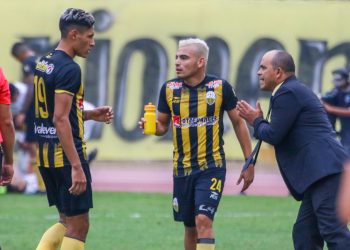 Técnico del Deportivo Táchira destaca la entrega de sus jugadores ante el Caracas