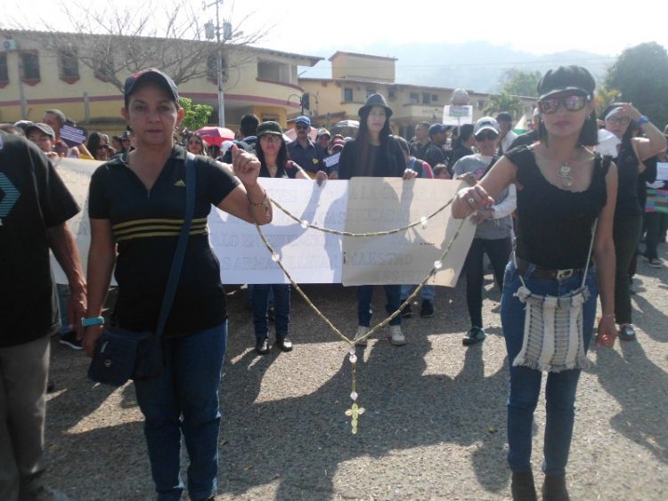 Marcha del silencio y el luto magisterial