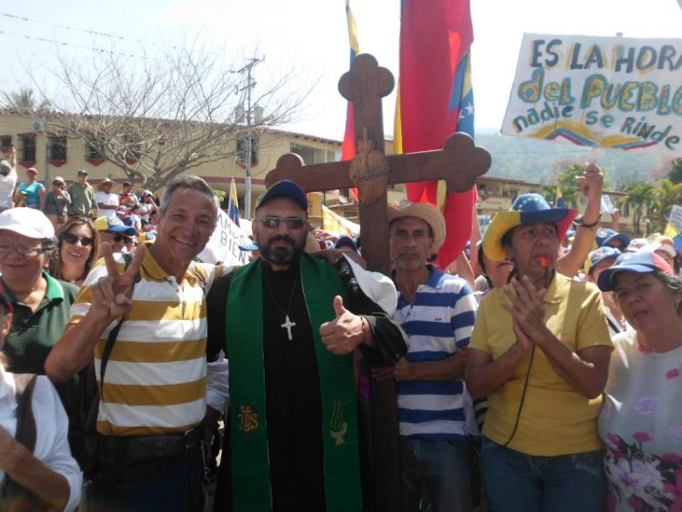 En consenso con el pueblo Guaidó gobernará