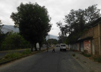 Parada de Las Lomas debe funcionar en terminal