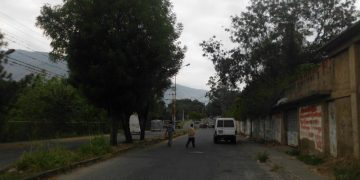 Parada de Las Lomas debe funcionar en terminal