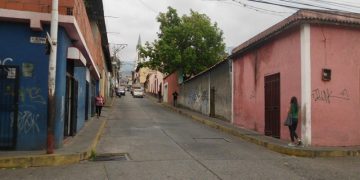 Boconó: calle Monseñor Jáuregui a oscuras desde diciembre