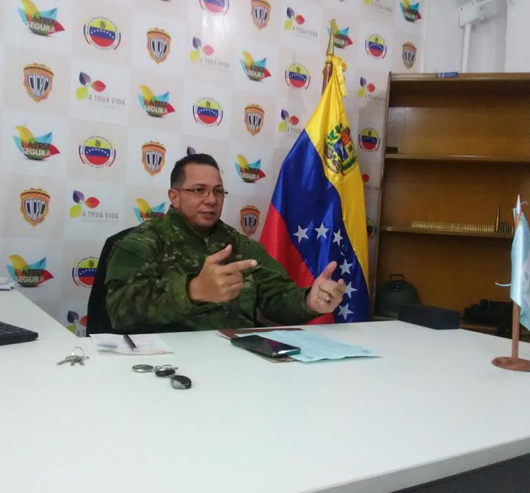 El comisario general, Luis Medina, jefe de Región del Cicpc informó sobre la detención de Lisandro Rangel,  el tercer escalón del "Cagón" en el eje Panamericano