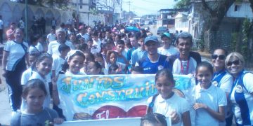 Más de cien mil estudiantes participan en los juegos deportivos municipales en Trujillo