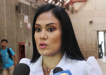Gobernadora Laidy Gómez denuncia haber recibido amenazas por no reconocer a Guaidó como presidente