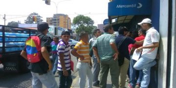 Se agudiza escasez de efectivo