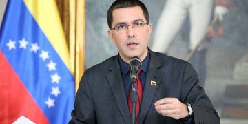Arreaza: ayuda que puede dar la Unión Europea es pedir que cese el bloqueo contra Venezuela
